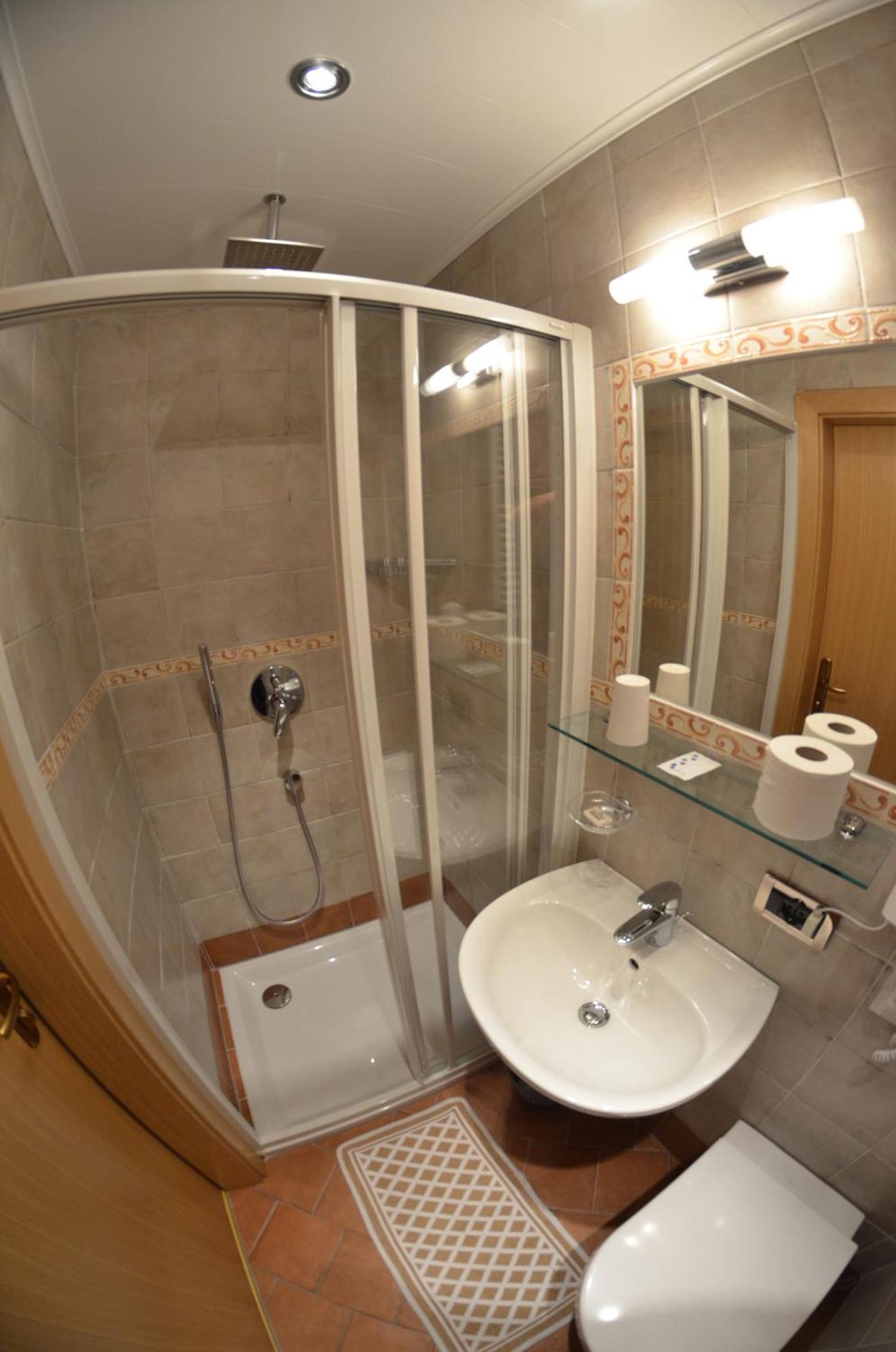 Garni Ossi Bed & Breakfast Santa Cristina Val Gardena Bilik gambar
